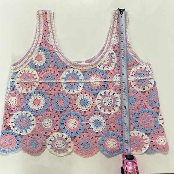 Miss Tian crochet midi crop top - Picture 7 of 7